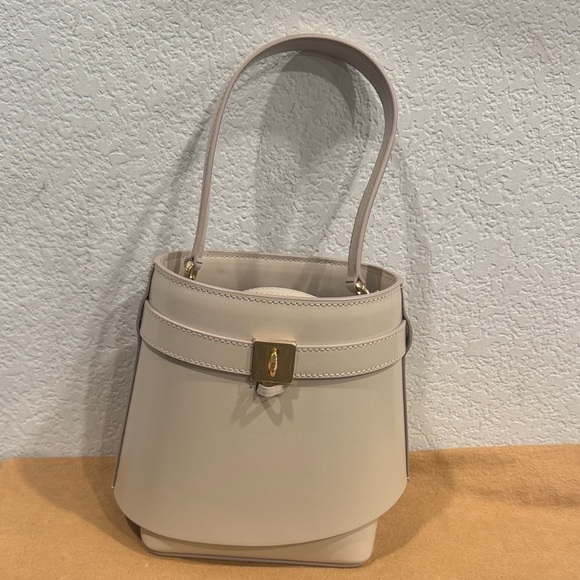 Givenchy Calf Leather Bucket Bag - Picture 1 of 15